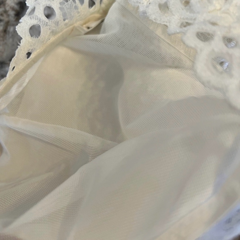 Maurices White/Ivory Lace Bralette with Racerback NWOT Size Large - Picture 4 of 7